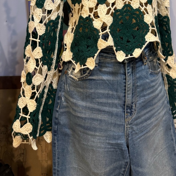 Jeans - Picture 2 of 3